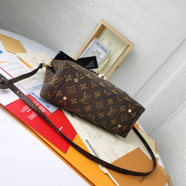 ルイヴィトンバッグ内部構造